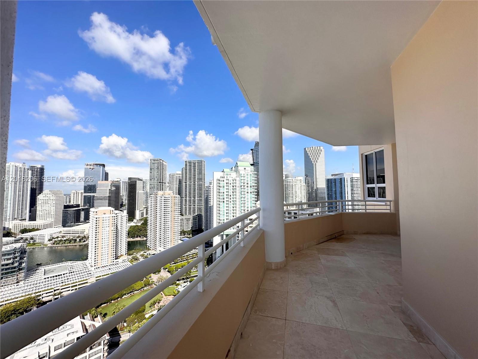 808 Brickell Key Drive, Unit 3608 Miami, FL 33131 - Photo 7 of 32