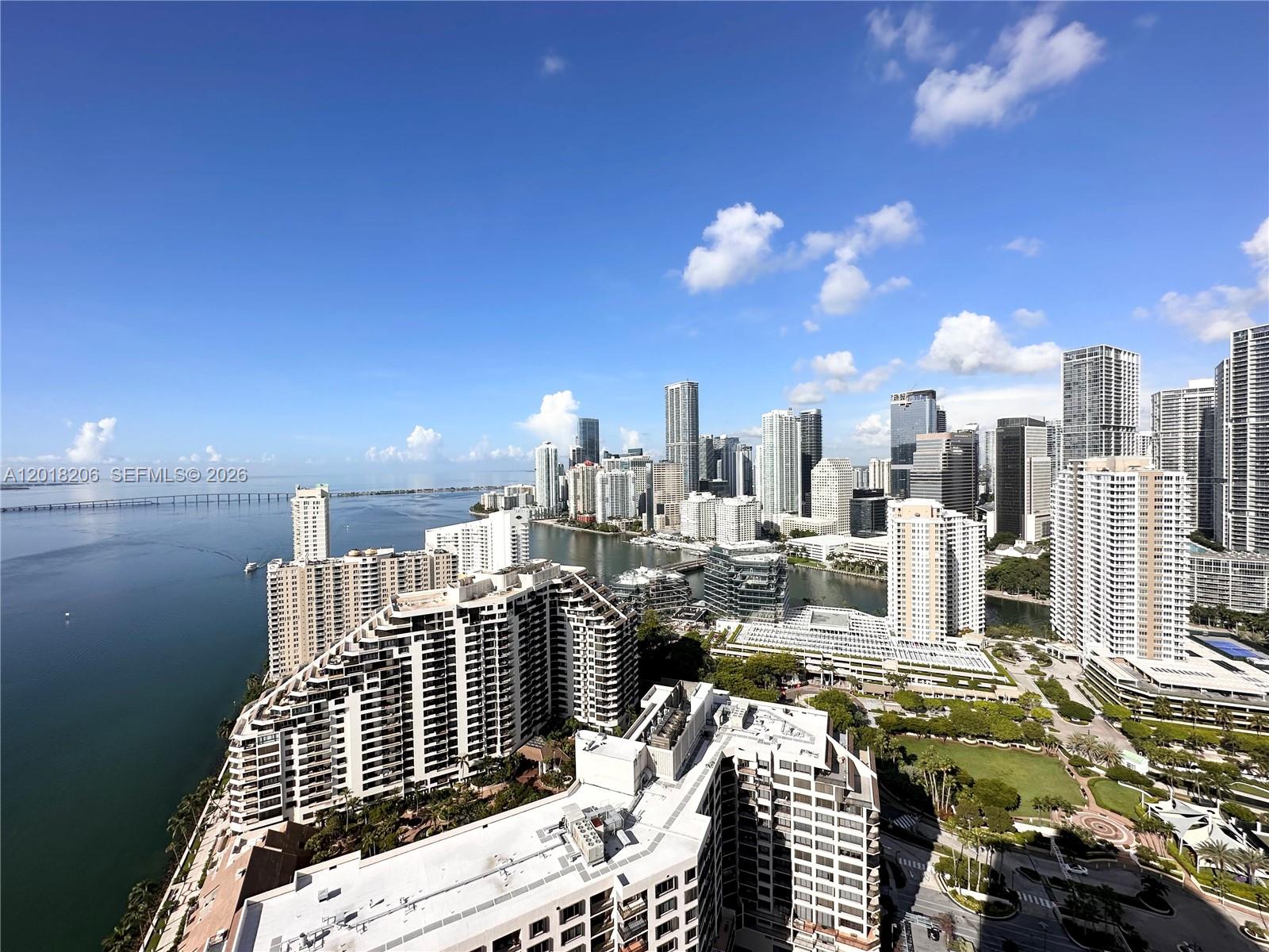 808 Brickell Key Drive, Unit 3608 Miami, FL 33131 - Photo 10 of 32