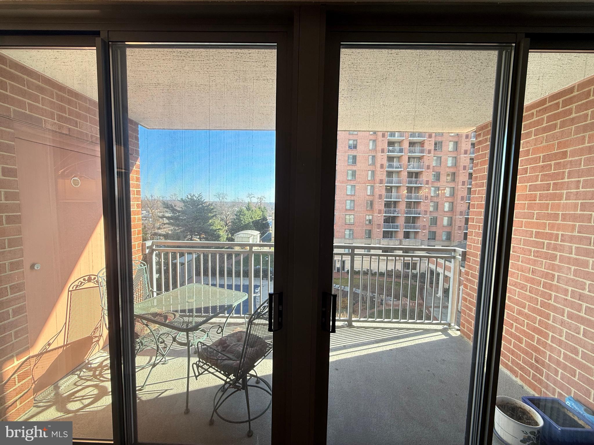 11710 Old Georgetown Road, Unit 530 North Bethesda, MD 20852 - Photo 30 of 41