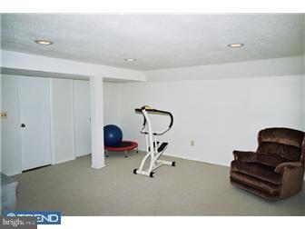 6 Welland Road Hamilton Square, NJ 08690 - Photo 11 of 12 Basement - Finished