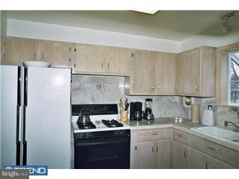6 Welland Road Hamilton Square, NJ 08690 - Photo 6 of 12 Kitchen