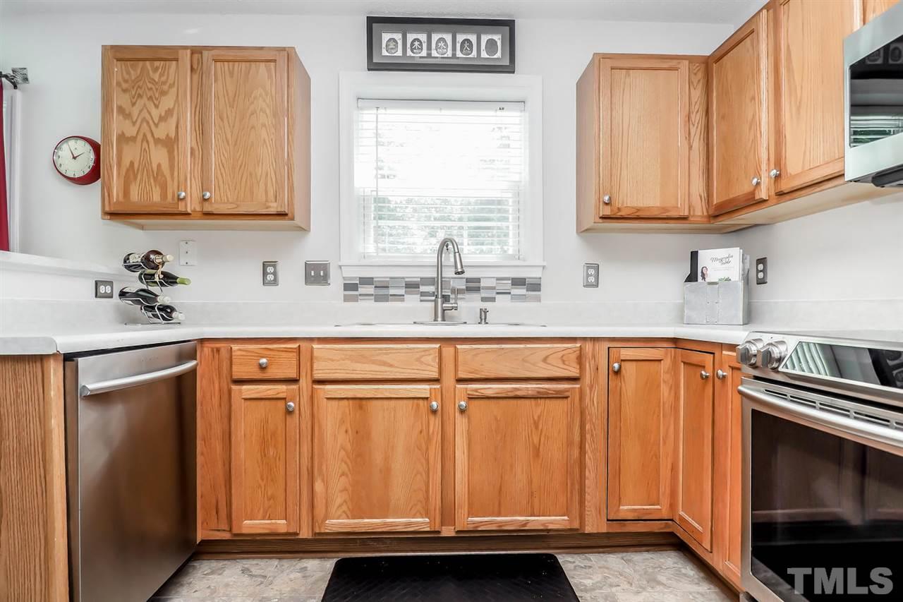 4640 Drewbridge Way Raleigh, NC 27604 - Photo 8 of 25