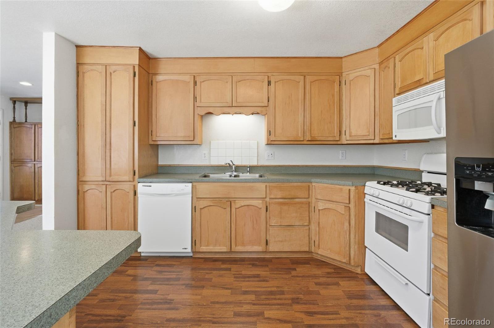 23094 Ohkay Road Indian Hills, CO 80454 - Photo 10 of 50