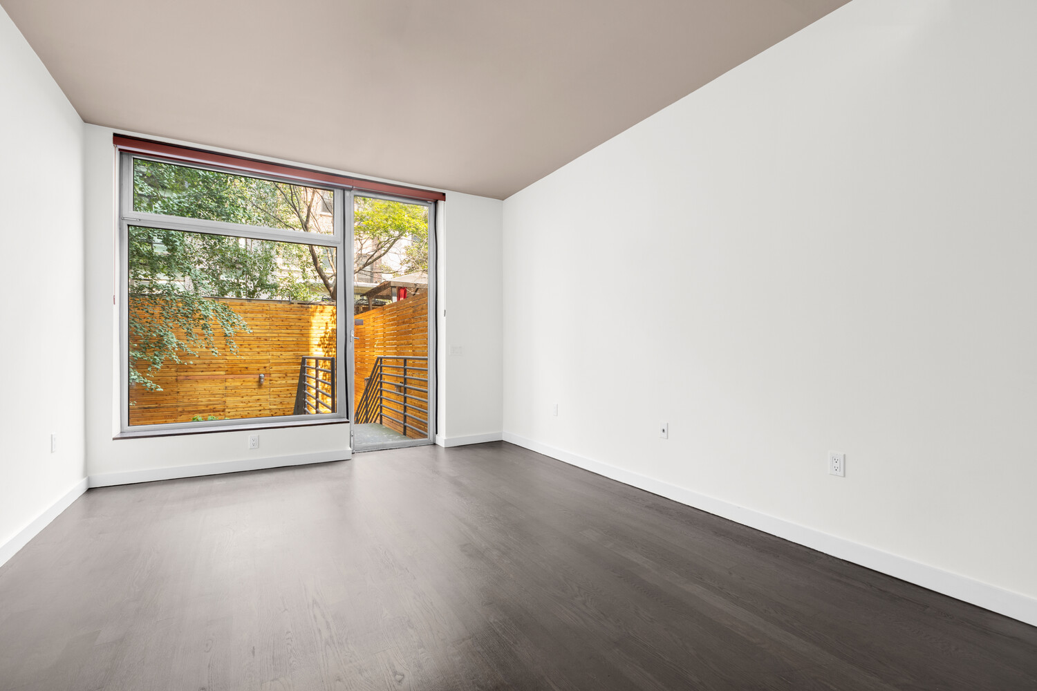 333 West 14th Street, Unit 1 Manhattan, NY 10014 - Photo 4 of 20