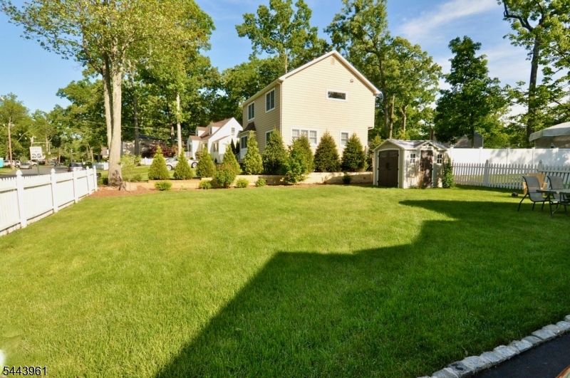 44 Winchester Road Livingston, NJ 07039 - Photo 17 of 18