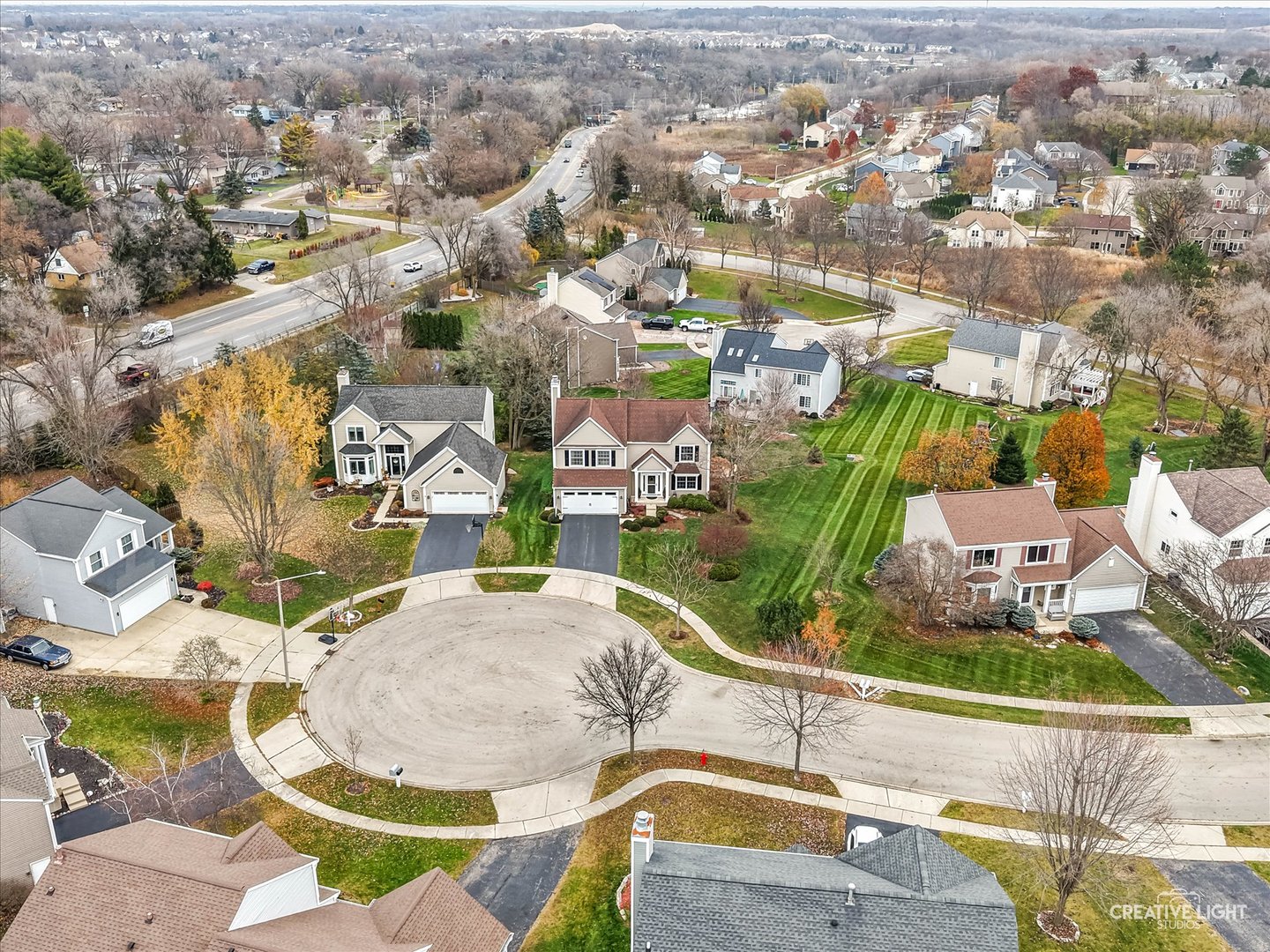7 Falcon Ridge Court Algonquin, IL 60102 - Photo 49 of 51 an aerial view of residential houses with outdoor space