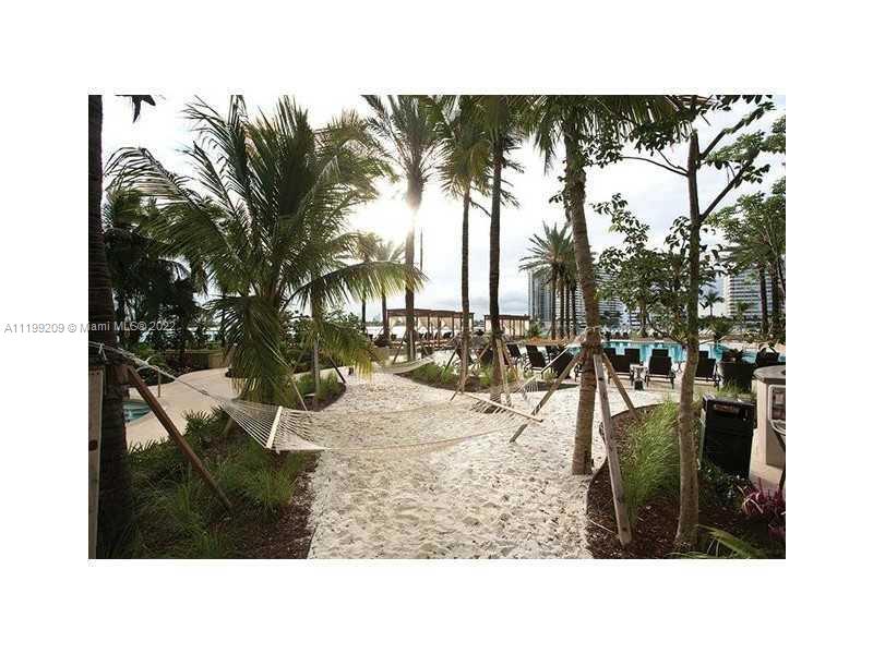 1500 Bay Road, Unit 242S Miami Beach, FL 33139 - Photo 15 of 18 Gallery Image 15