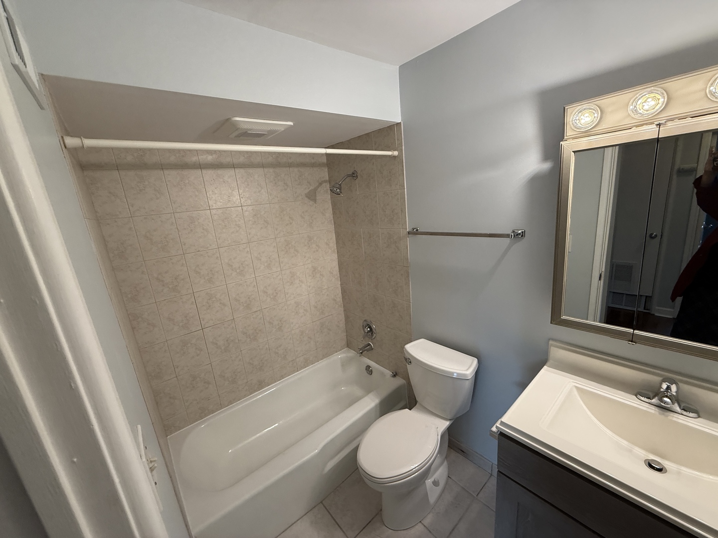 7420 Grand Avenue, Unit 102B Downers Grove, IL 60516 - Photo 13 of 28