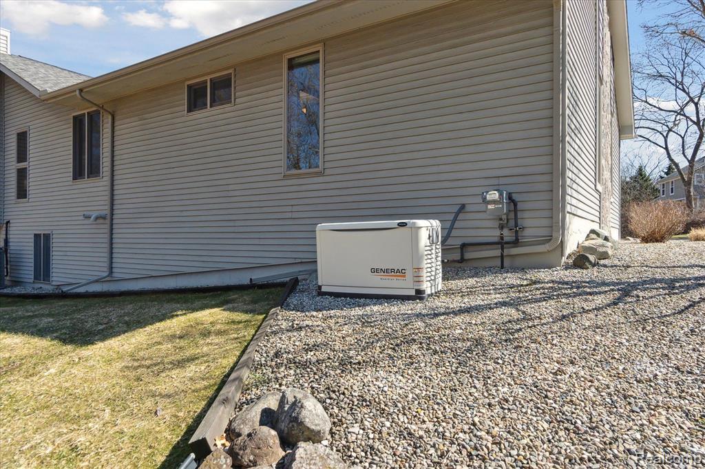 5074 Clarkston Road Clarkston, MI 48348 - Photo 40 of 55 Gallery Image 40