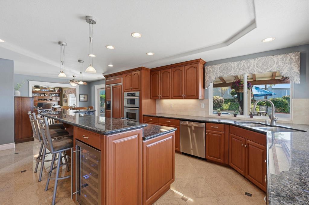2525 Dundee Way Vista, CA 92081 - Photo 14 of 50