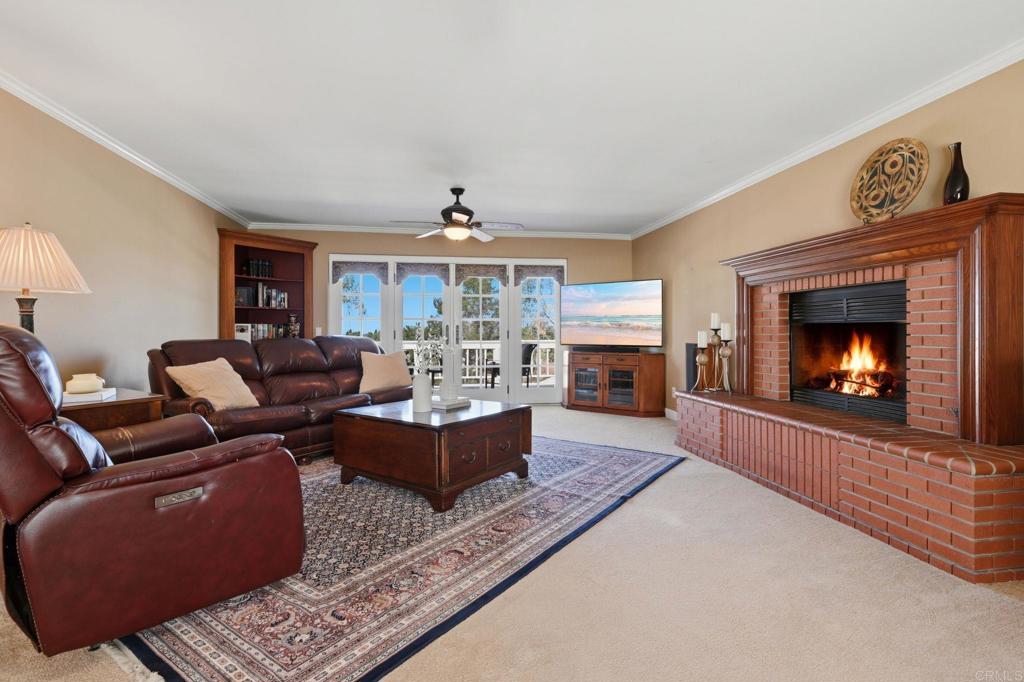 2525 Dundee Way Vista, CA 92081 - Photo 18 of 50