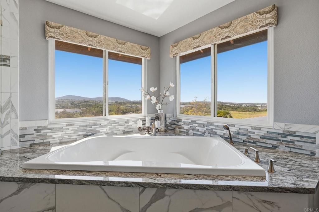 2525 Dundee Way Vista, CA 92081 - Photo 28 of 50