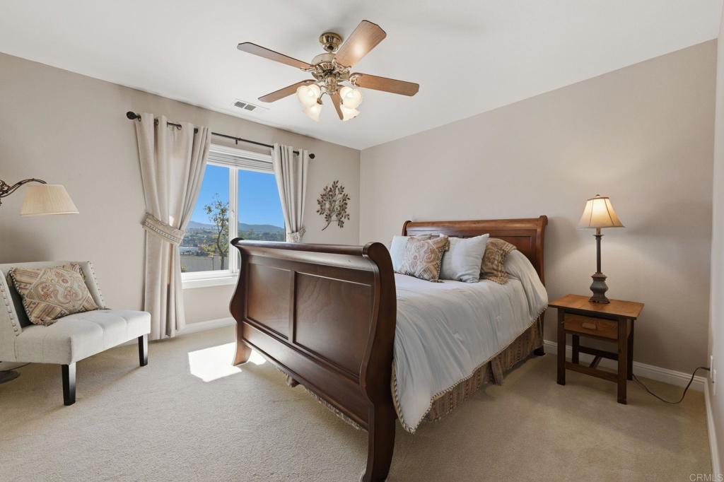 2525 Dundee Way Vista, CA 92081 - Photo 34 of 50