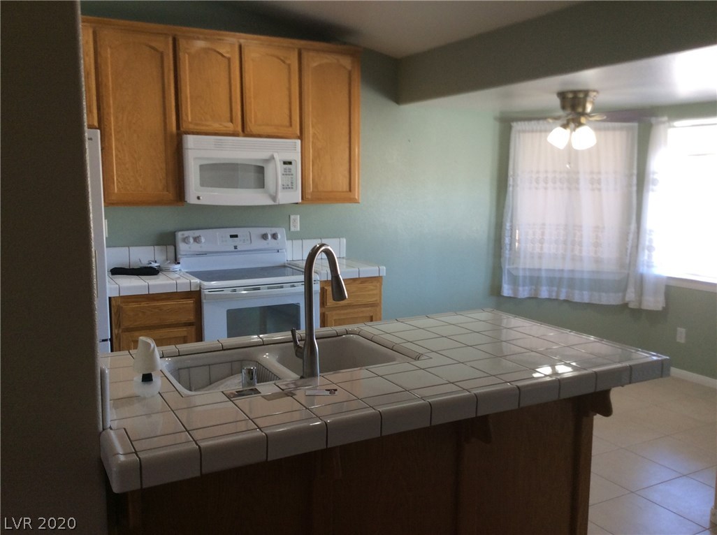 220 West Wilson Road Pahrump, NV 89048 - Photo 8 of 49 Gallery Image 8