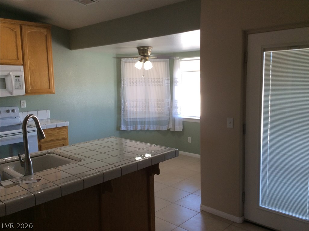 220 West Wilson Road Pahrump, NV 89048 - Photo 10 of 49 Gallery Image 10