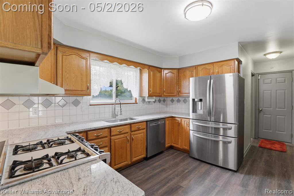 28800 Sibley Road Romulus, MI 48174 - Photo 10 of 60