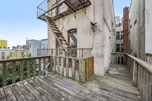 $350,000 | 492 Pavonia Avenue, Unit 3, Jersey City, NJ 07306