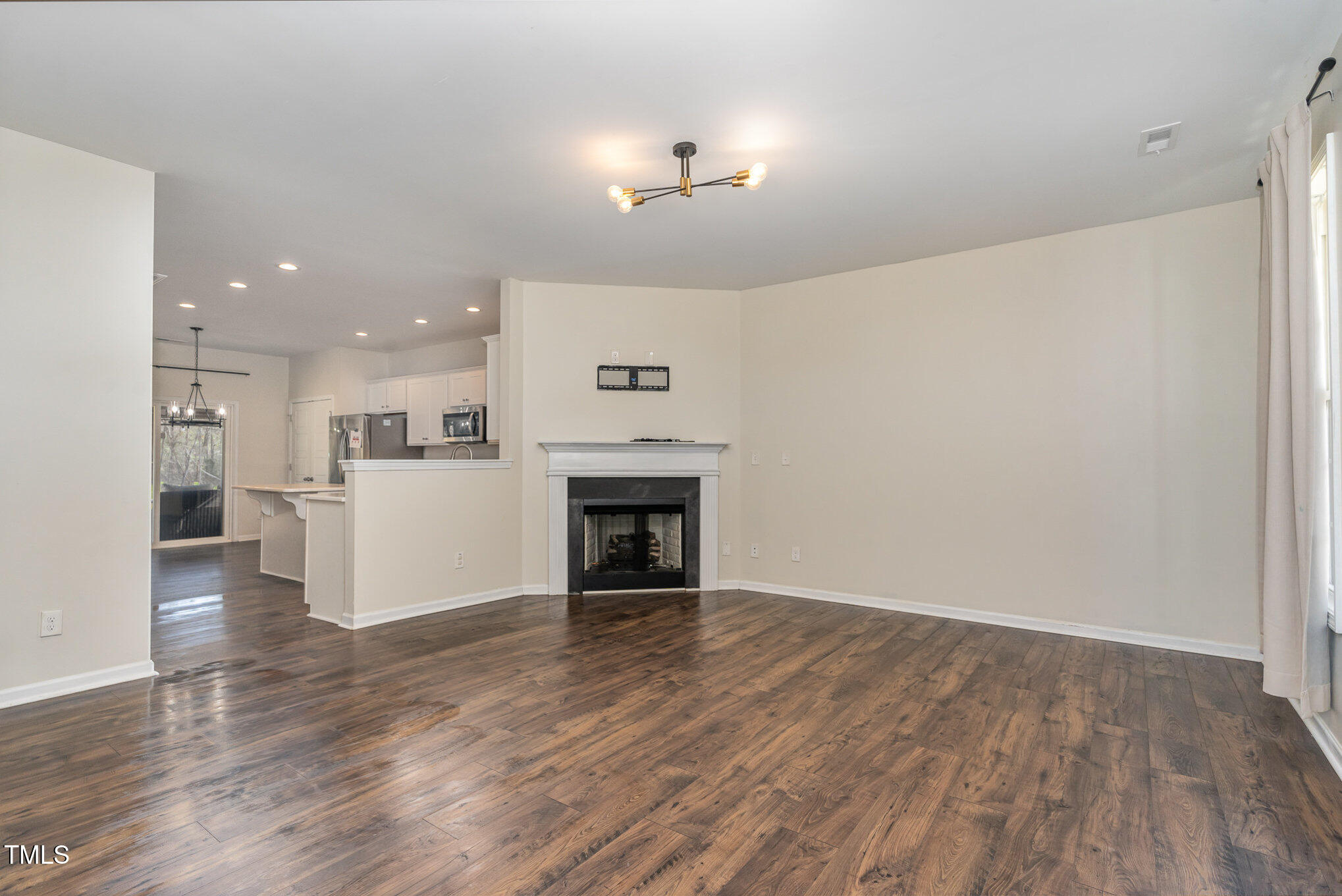 155 Jade Street Smithfield, NC 27577 - Photo 5 of 33 007_dsc00040-edit_816