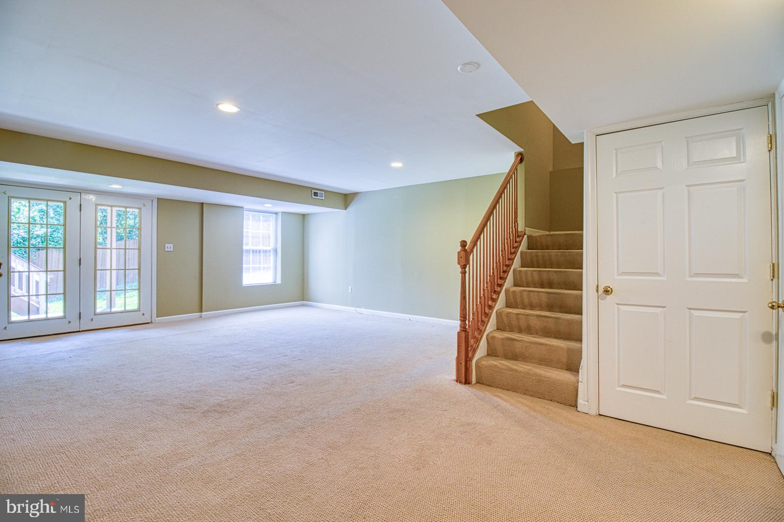 6151 Deer Ridge Trail Springfield, VA 22150 - Photo 27 of 42