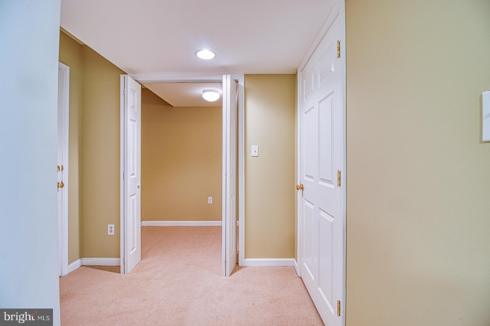 6151 Deer Ridge Trail Springfield, VA 22150 - Photo 28 of 42