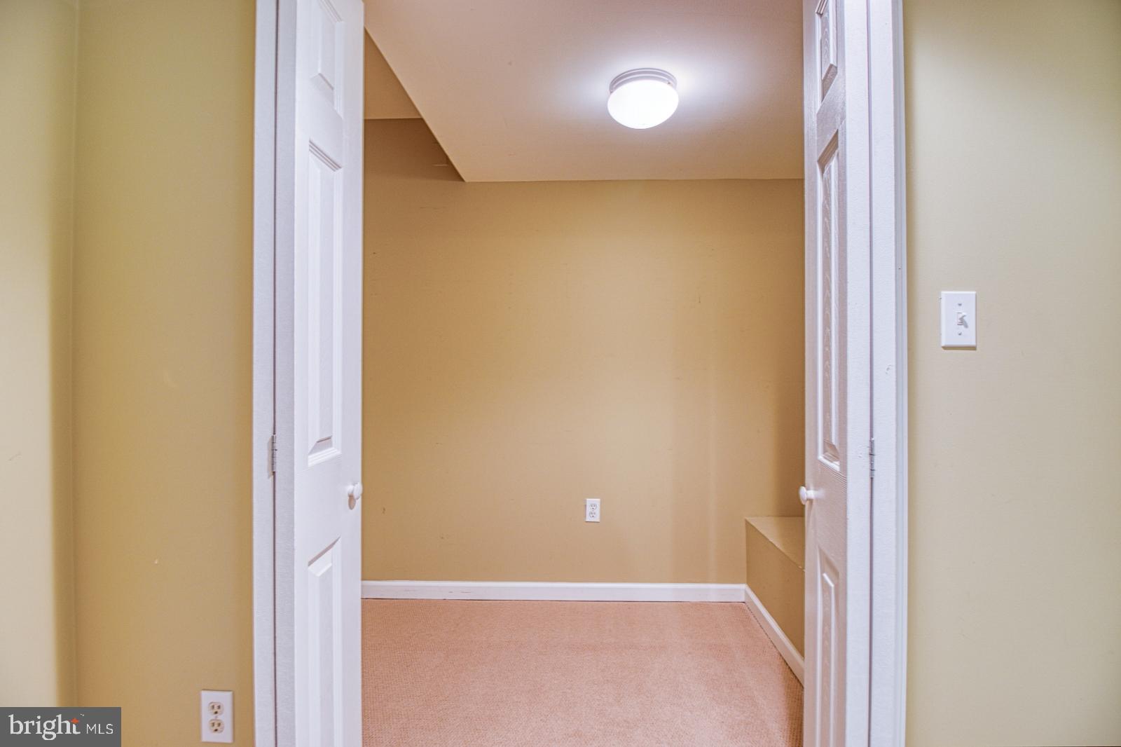 6151 Deer Ridge Trail Springfield, VA 22150 - Photo 29 of 42