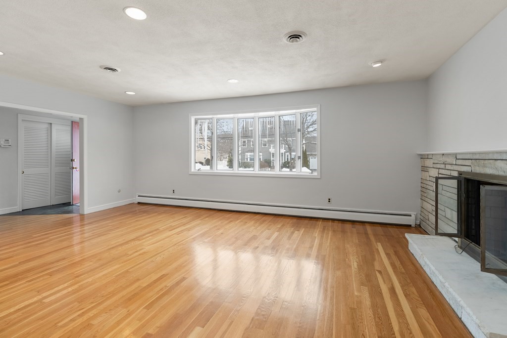 8 Lovett Road Newton, MA 02459 - Photo 4 of 18