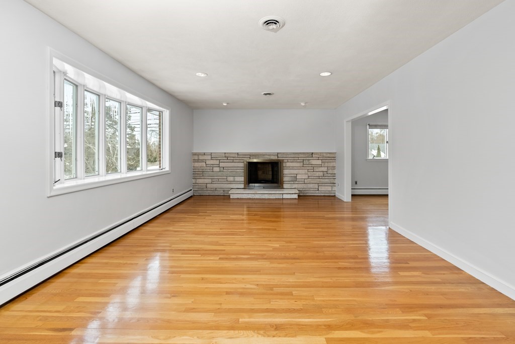 8 Lovett Road Newton, MA 02459 - Photo 5 of 18