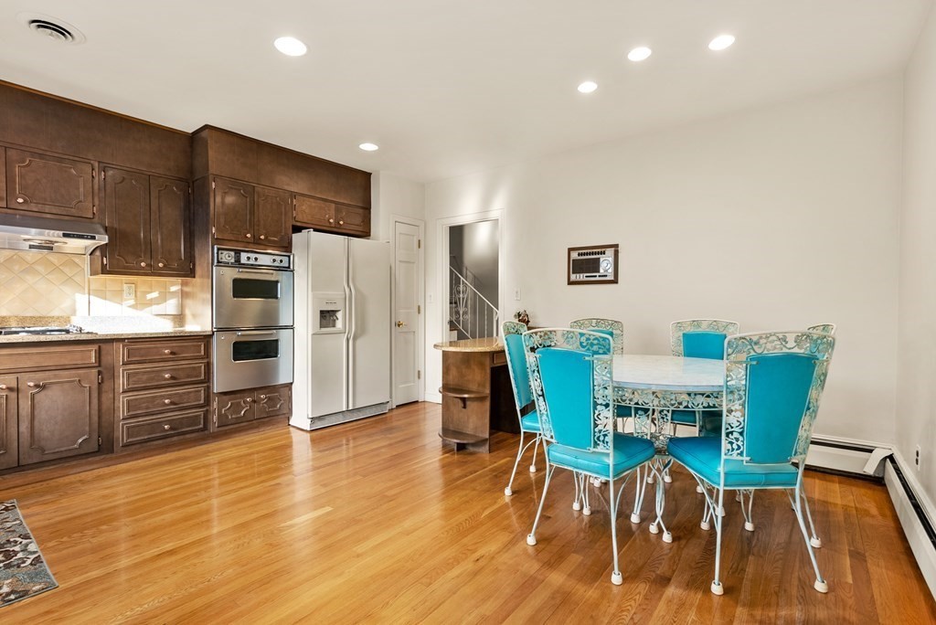 8 Lovett Road Newton, MA 02459 - Photo 7 of 18