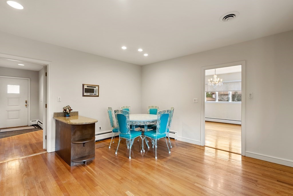 8 Lovett Road Newton, MA 02459 - Photo 10 of 18