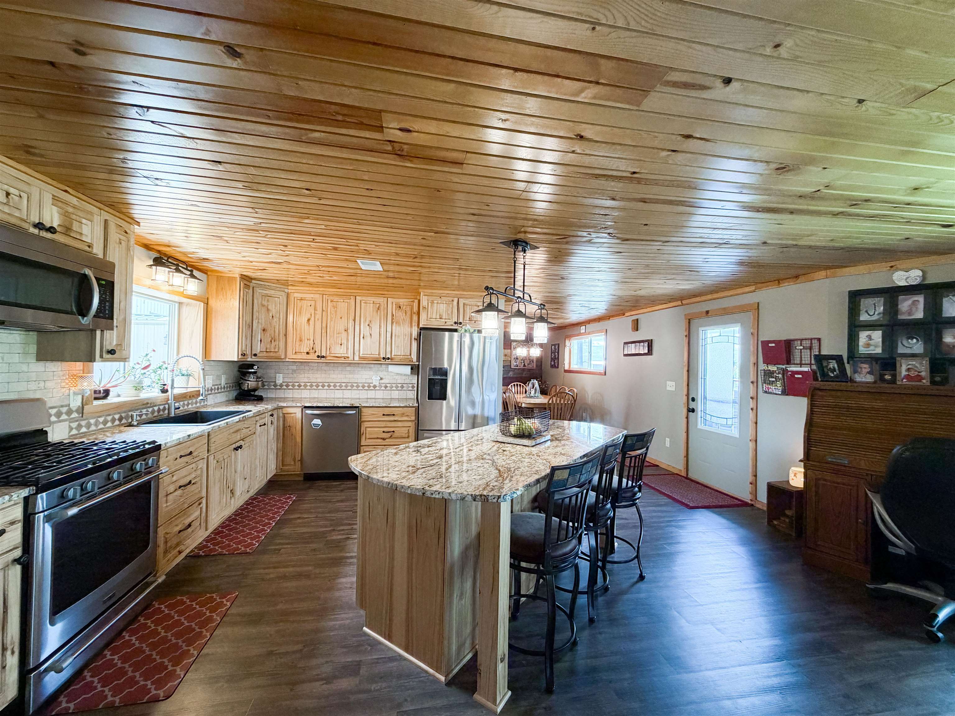 609 South County Road Montfort, WI 53569 - Photo 14 of 40