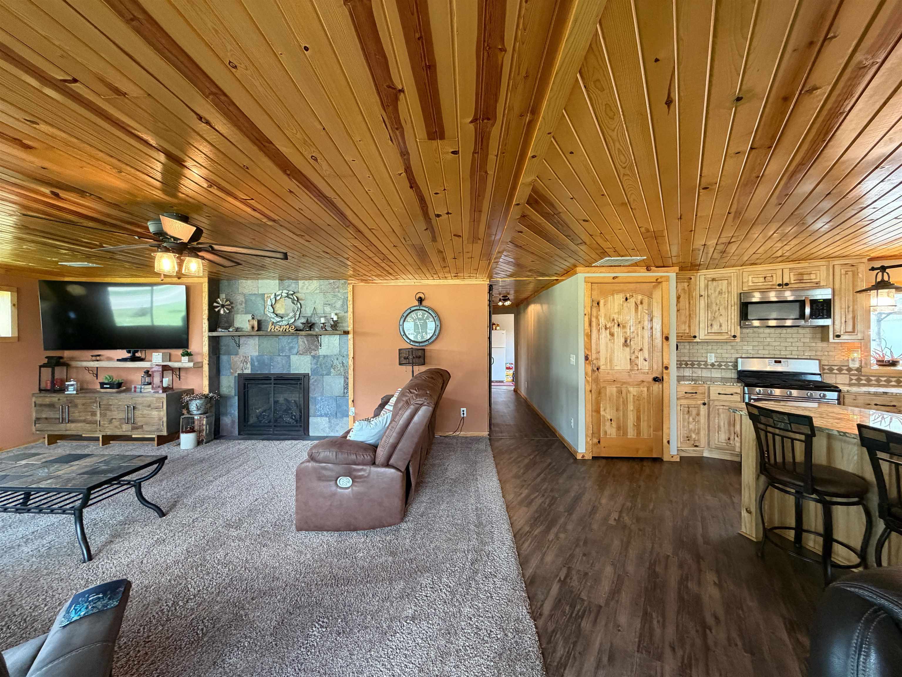 609 South County Road Montfort, WI 53569 - Photo 28 of 40
