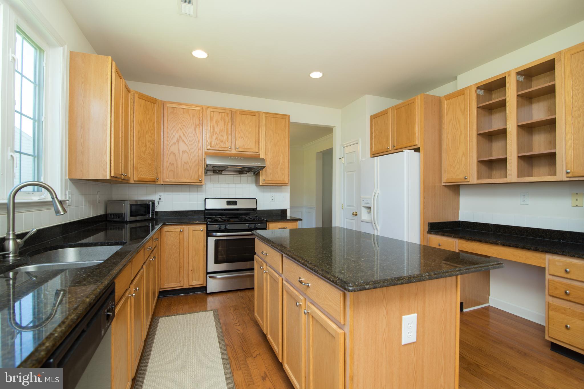 106 Tatham Road Bensalem, PA 19020 - Photo 18 of 47 Kitchen