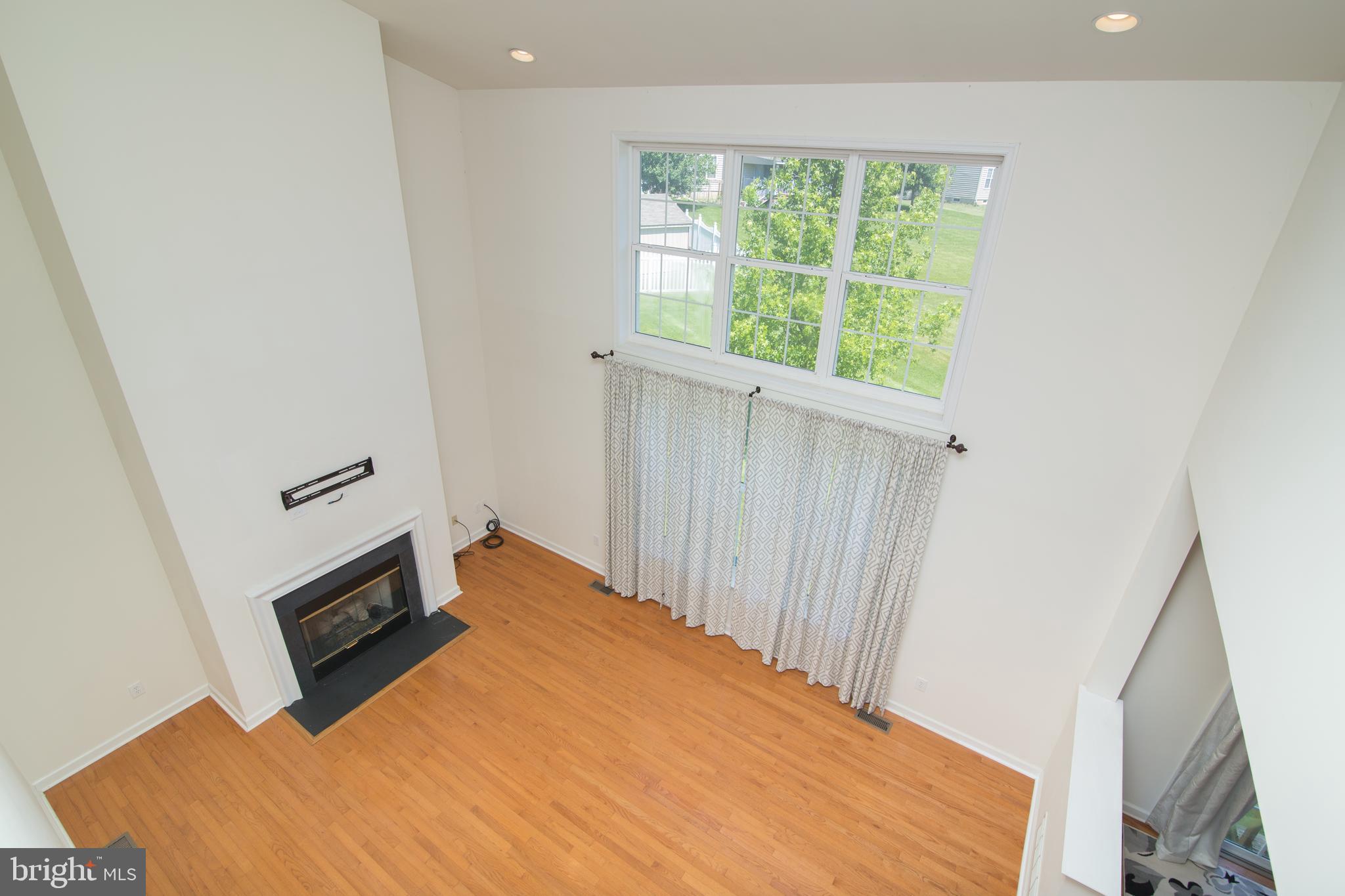 106 Tatham Road Bensalem, PA 19020 - Photo 23 of 47 Family Room