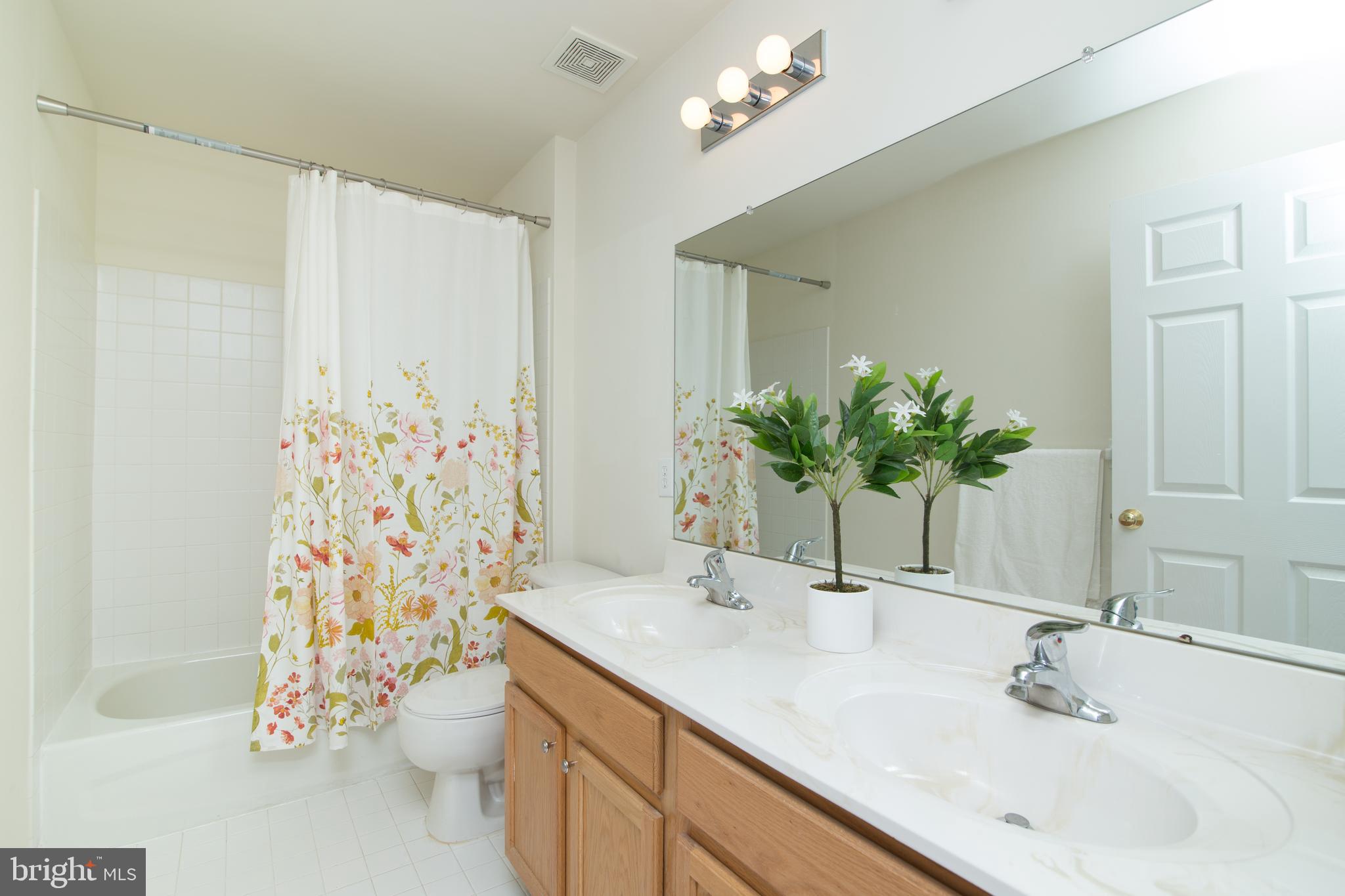 106 Tatham Road Bensalem, PA 19020 - Photo 33 of 47 Hall Bath