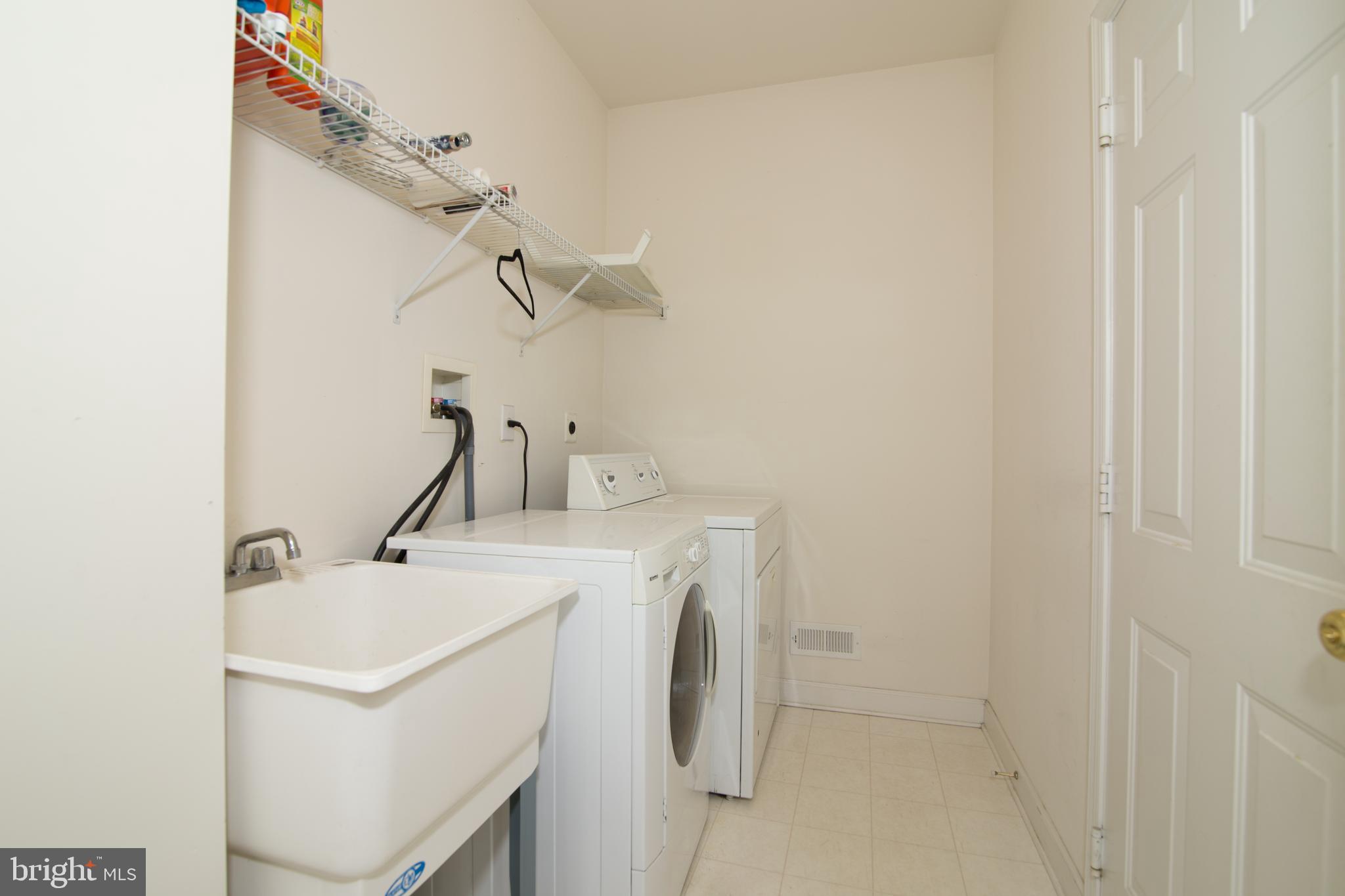 106 Tatham Road Bensalem, PA 19020 - Photo 40 of 47 Laundry
