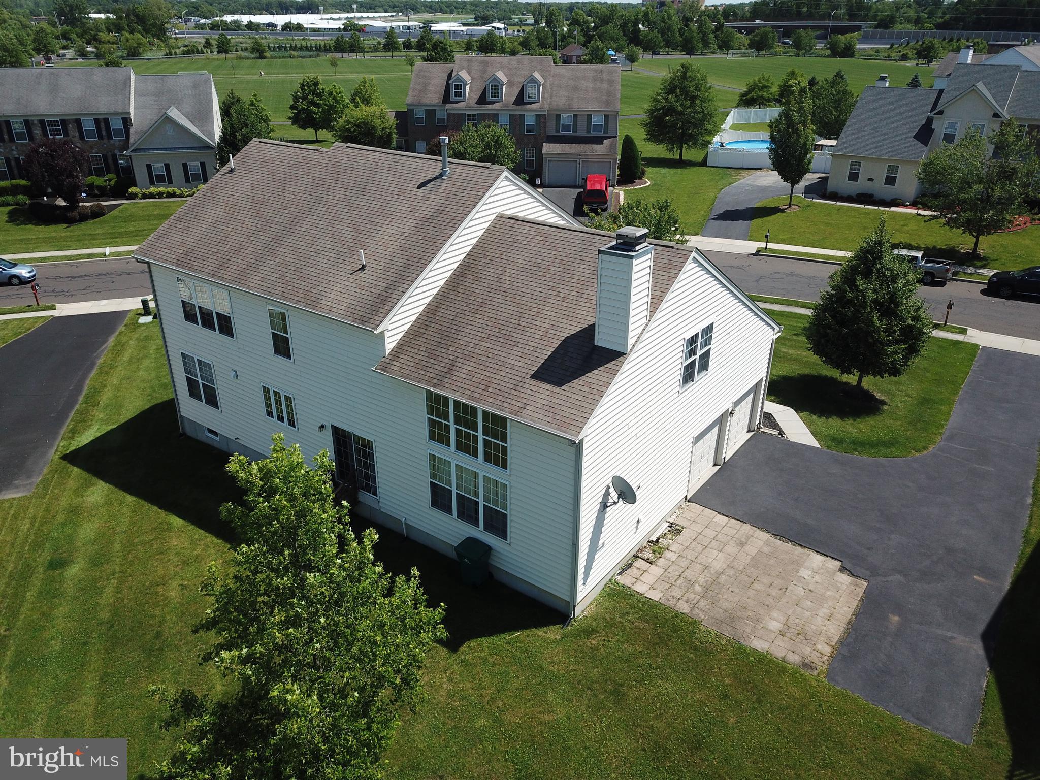 106 Tatham Road Bensalem, PA 19020 - Photo 5 of 47 Gallery Image 5