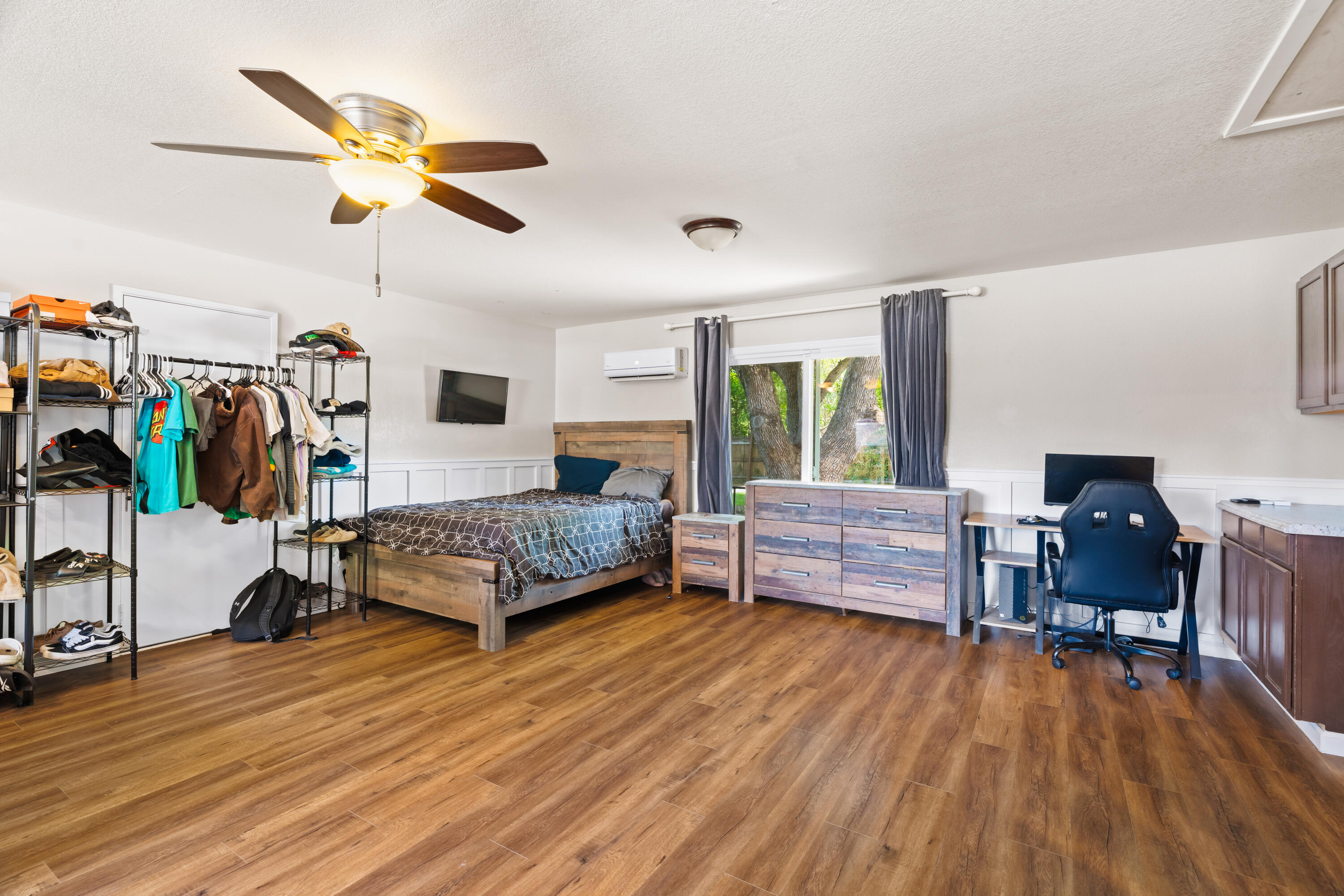 3689 Suzanne Way Redding, CA 96002 - Photo 38 of 46 a living room with furniture and a wooden floor