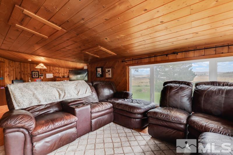 60 Rodeo Drive Reno, NV 89508 - Photo 5 of 37 a roof top view with a couch