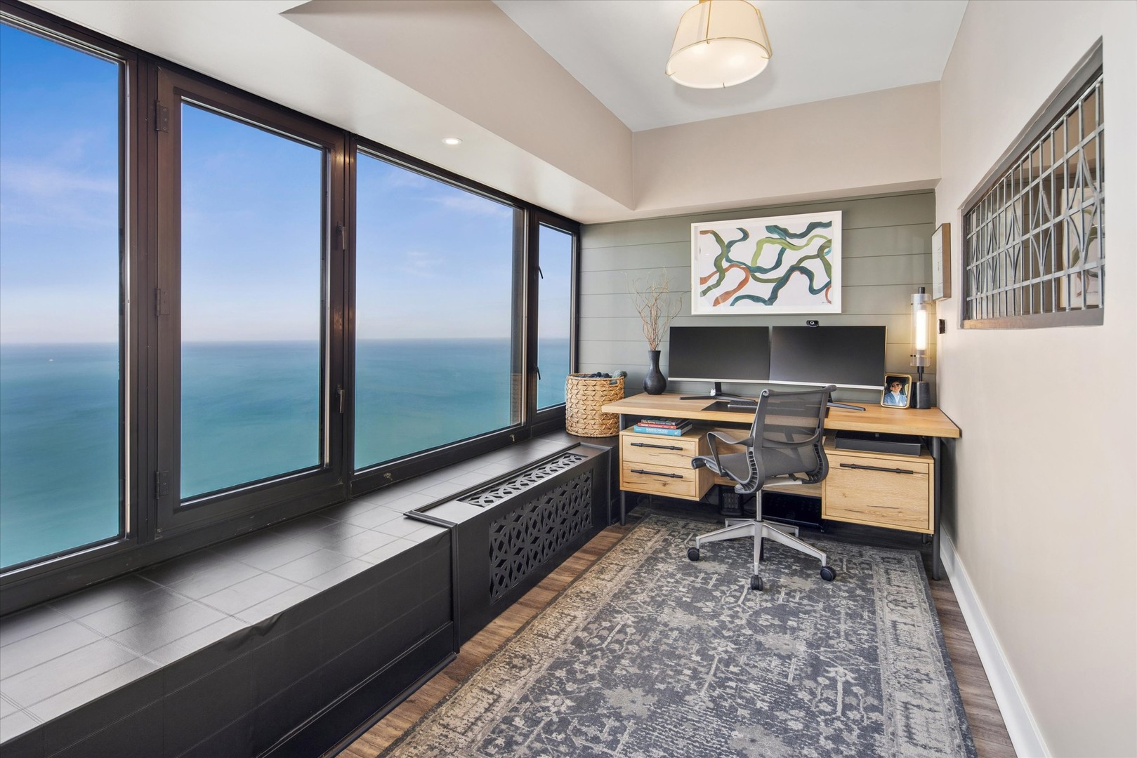 175 East Delaware Place, Unit 7304 Chicago, IL 60611 - Photo 7 of 36 a room with furniture and window