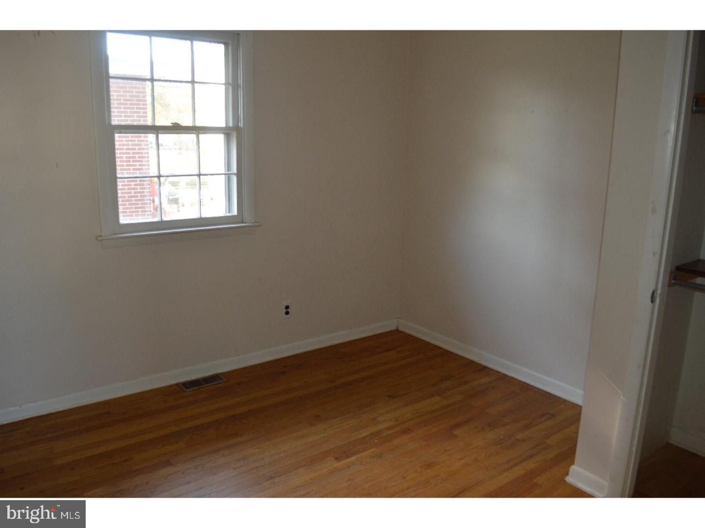 29 Tomlin Road Gibbstown, NJ 08027 - Photo 8 of 14 Gallery Image 8