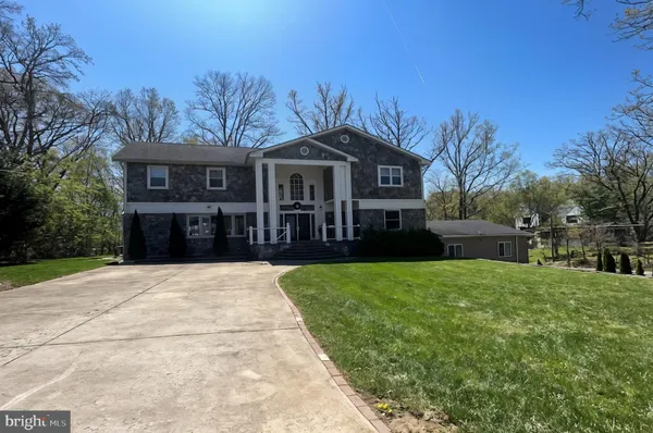 $1,499,900 | 8535 Forest Street, Annandale, VA 22003