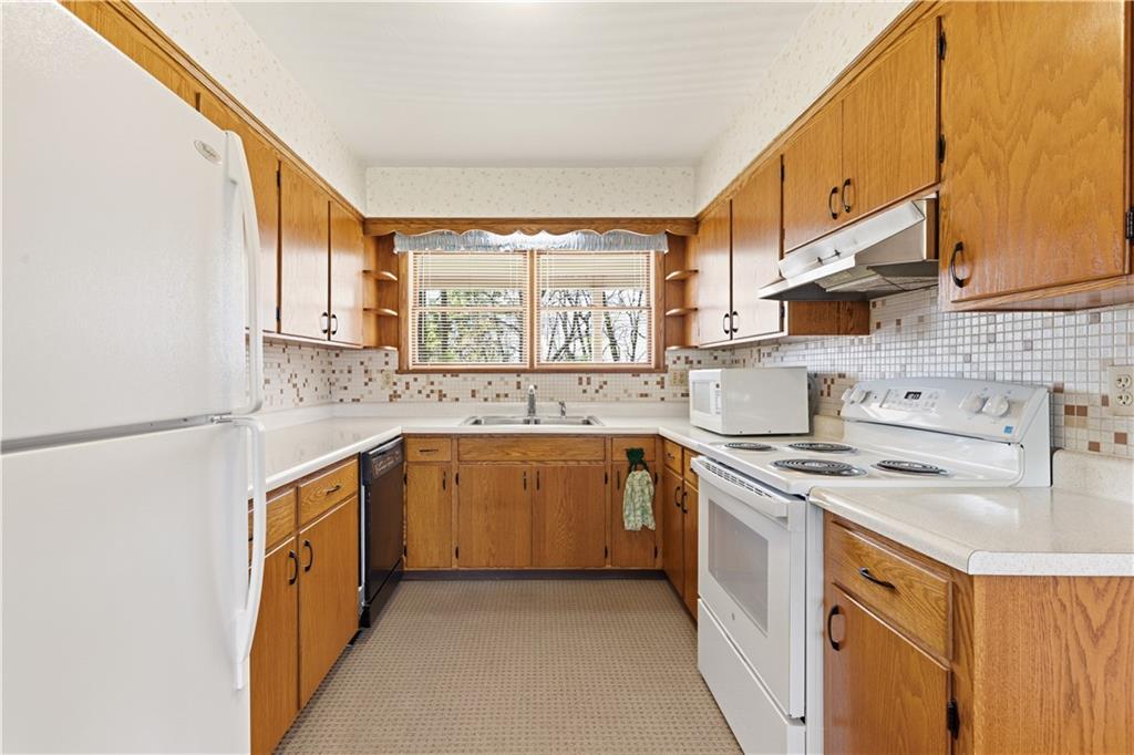 511 Forest Road Somerset, PA 15501 - Photo 16 of 44