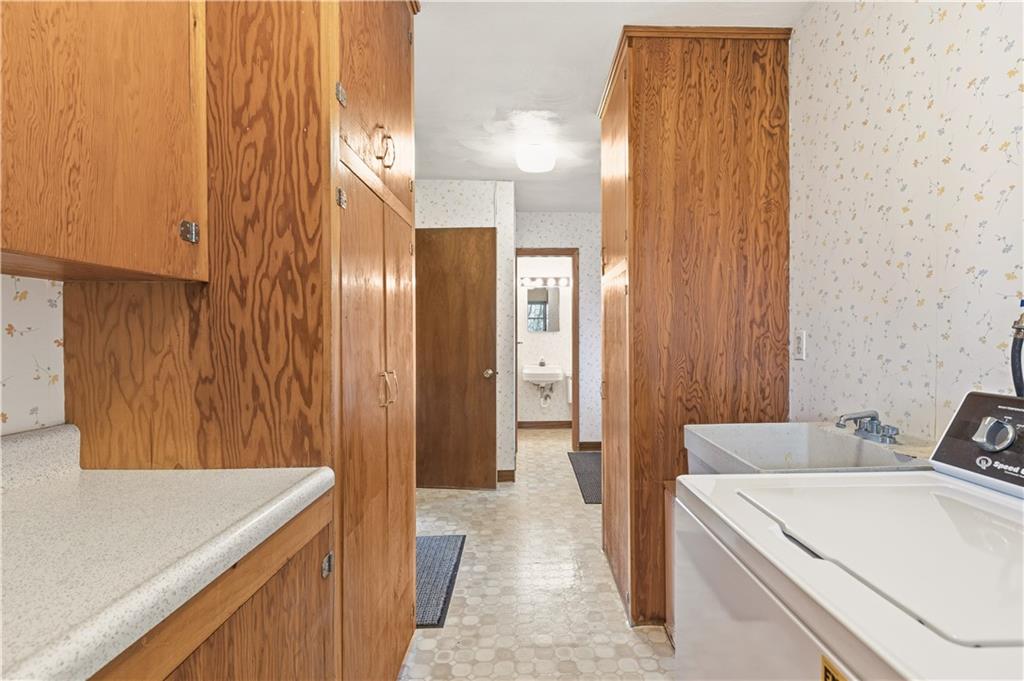 511 Forest Road Somerset, PA 15501 - Photo 32 of 44