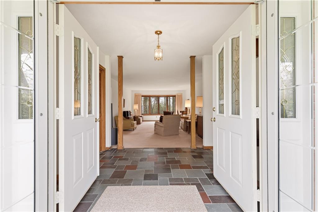 511 Forest Road Somerset, PA 15501 - Photo 8 of 44