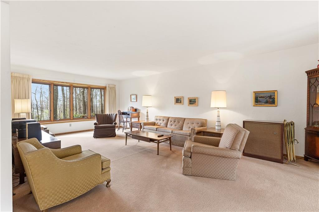 511 Forest Road Somerset, PA 15501 - Photo 9 of 44