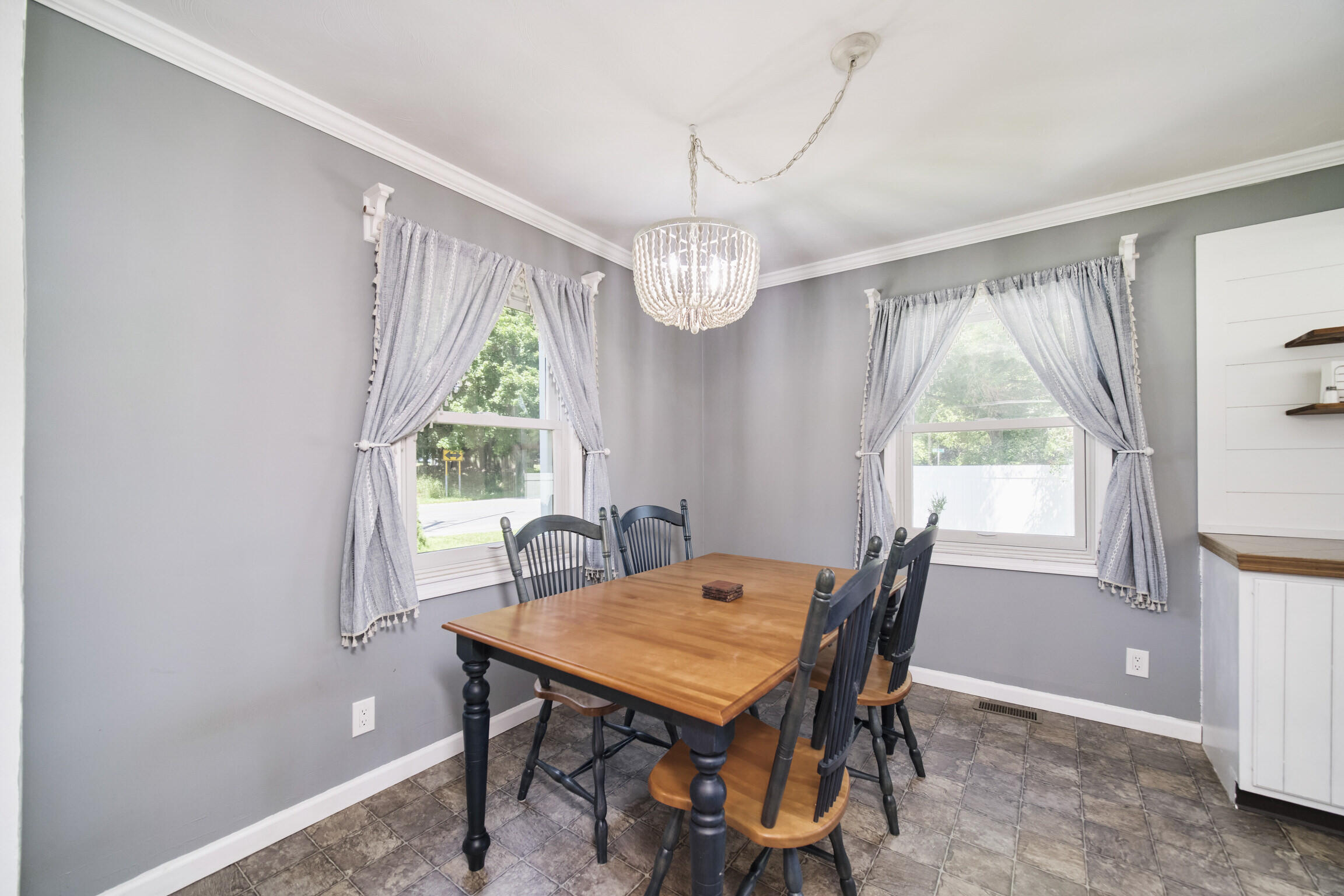 2631 Lakeshore Road Manistee, MI 49660 - Photo 9 of 50 Dining Room