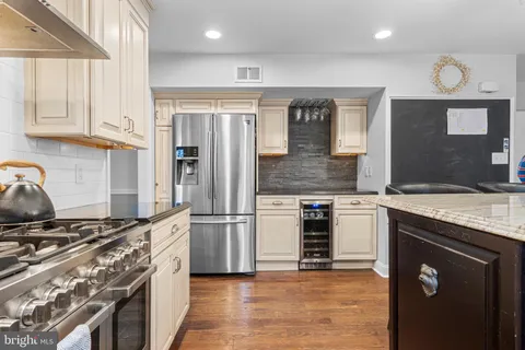 $824,900 | 463 Foulke Lane, Springfield, PA 19064