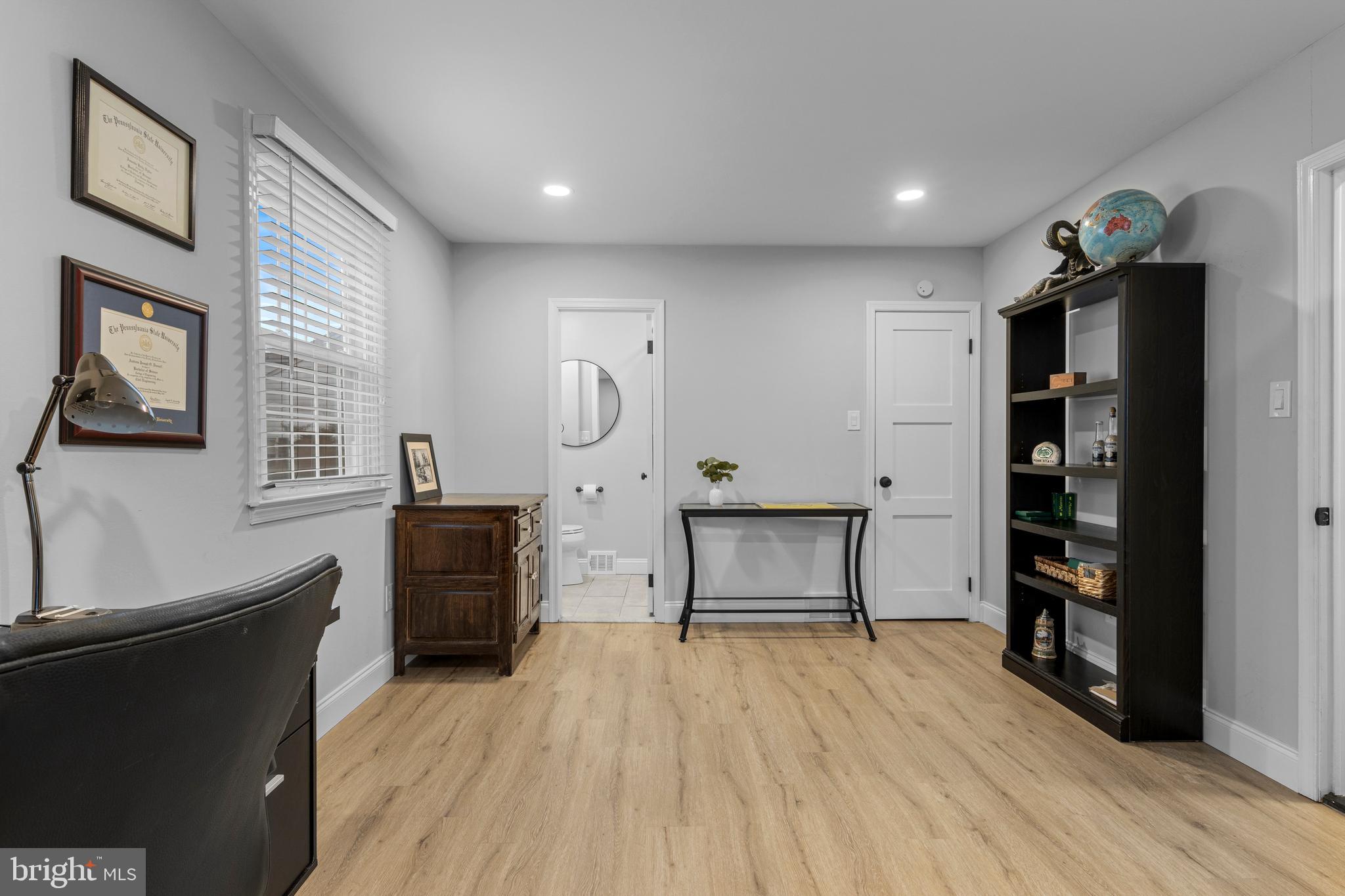 463 Foulke Lane Springfield, PA 19064 - Photo 7 of 53