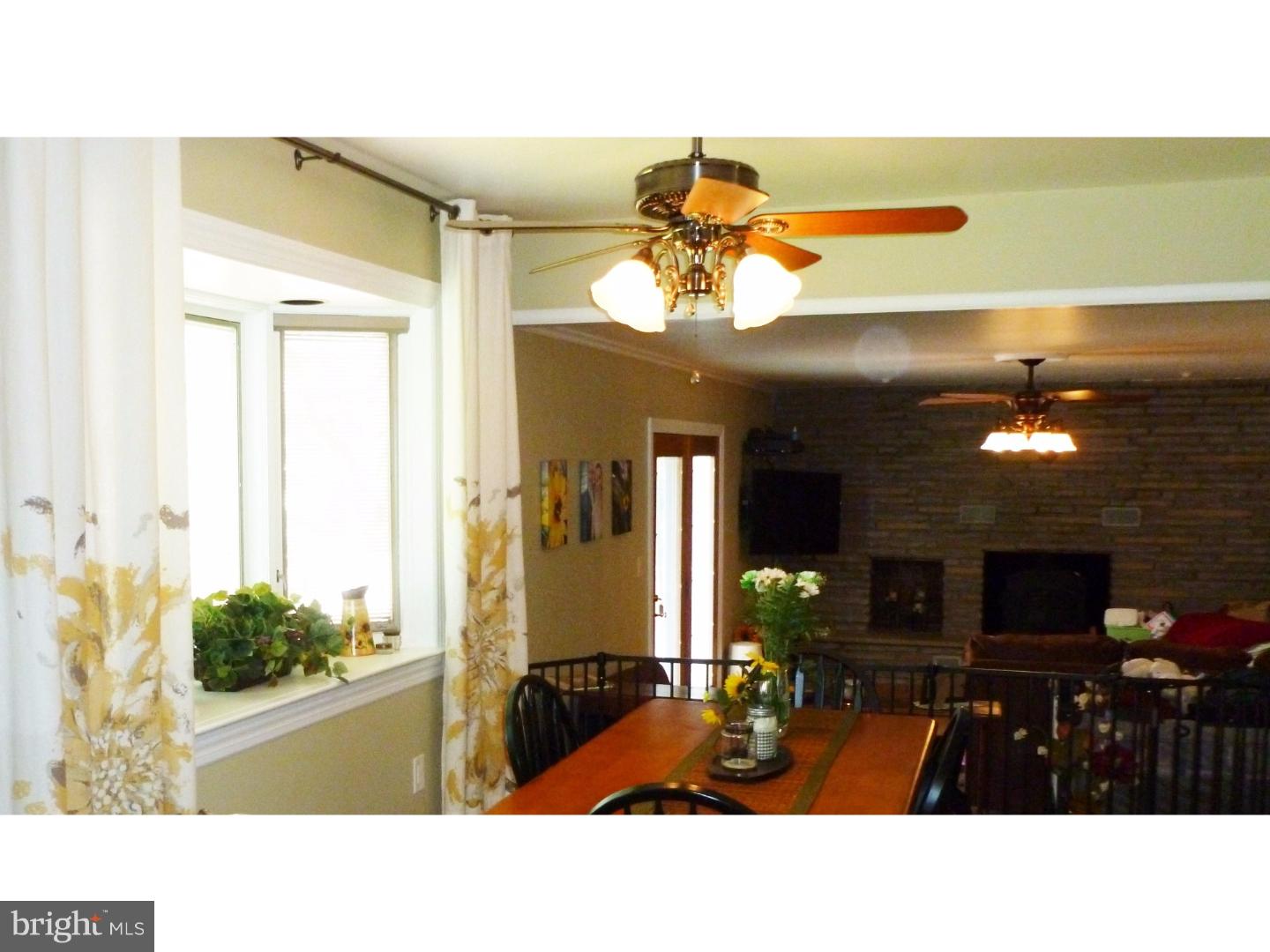 33 Wolfpack Road Hamilton, NJ 08619 - Photo 14 of 25 Kitchen