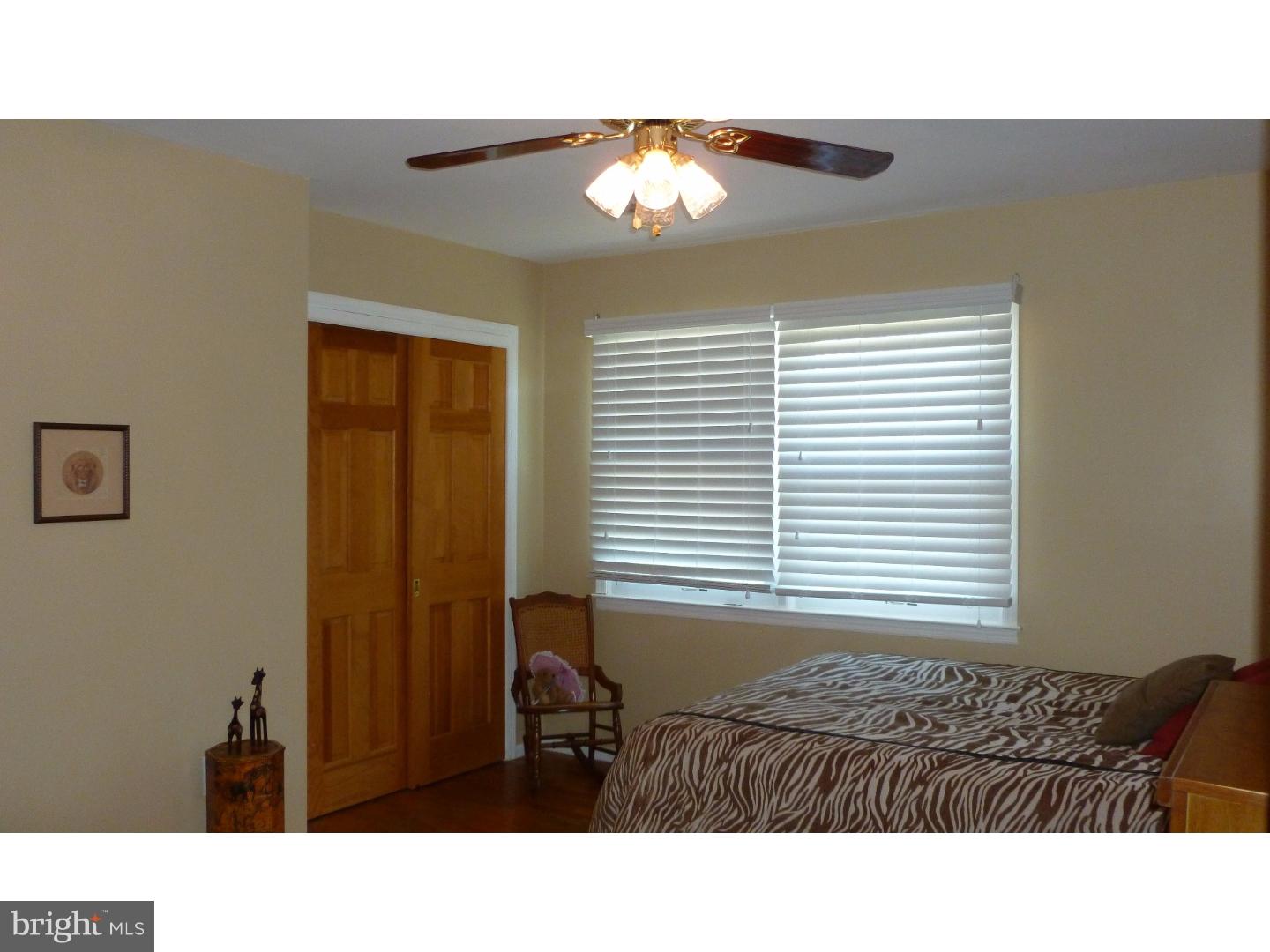 33 Wolfpack Road Hamilton, NJ 08619 - Photo 22 of 25 Bedroom 3